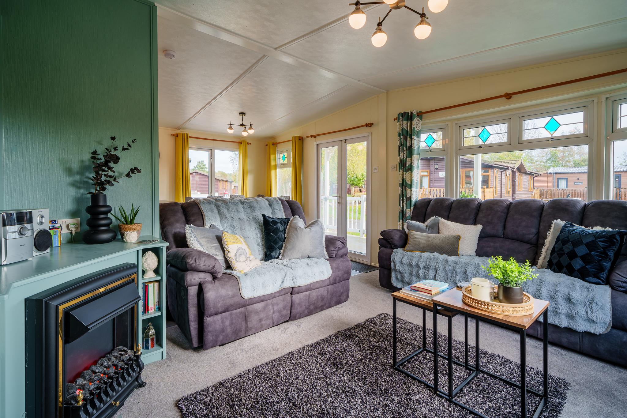 Stunning 3 bedroom Lodge6