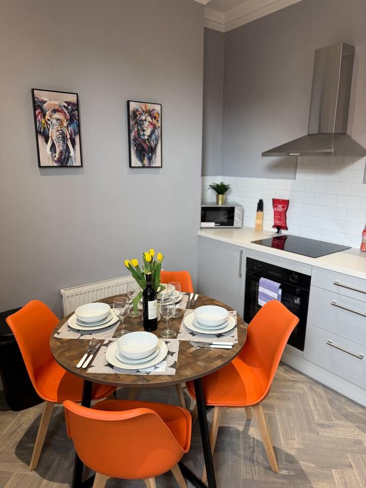 Huge 5 Bed | Secure Parking | Contractors welcome2