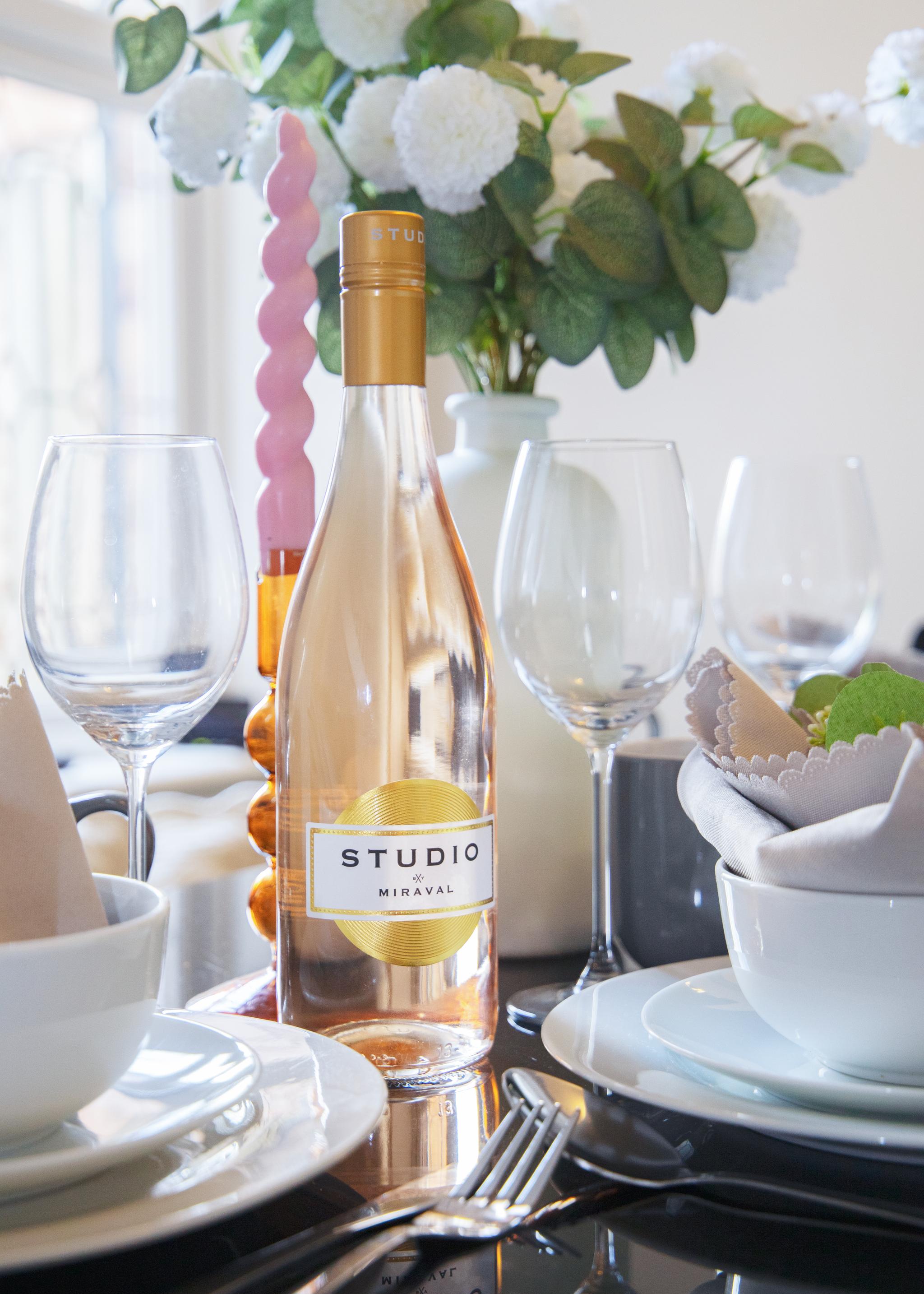 Clean and Modern Contractor Housing!3