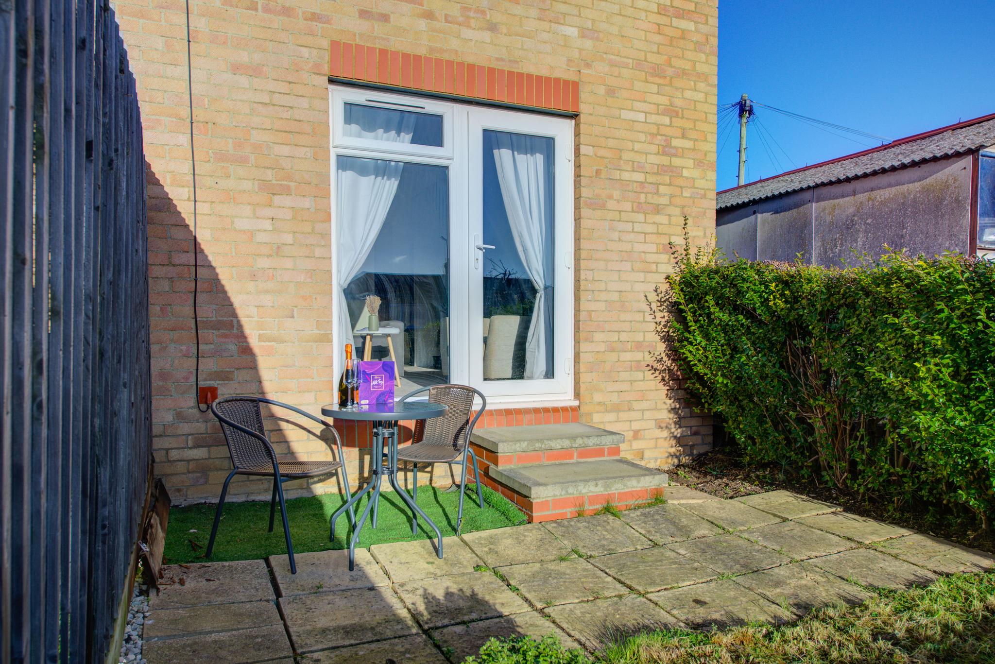 Central Stamford 2Bed Ideal for Business Stays4